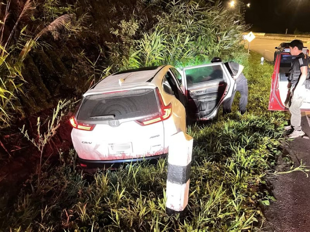 สกัดยาบ้า 4.5 ล้านเม็ดกลางดึก คนขับ CR-V ชักปืนขณะเข้าจับกุม ถูกยิงบาดเจ็บก่อนเสียชีวิต รวบรถคุ้มกันอีก 1 คน