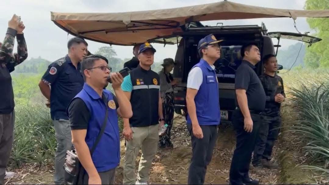 ระดมค้นหา 3 ชีวิตหลงป่า “ดอยจ้อง” แม่สาย พบแล้ว 2 คนปลอดภัย เหลือชายวัย 39 ยังไร้วี่แวว–เดินหน้าค้นหาต่อ
